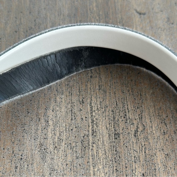 Rock Matte Finish Tote - White Matte
BAO BAO ISSEY MIYAKE - Picture 7 of 12